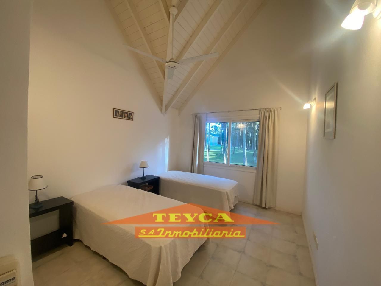 Casa en venta Pinamar Chico 5 ambientes