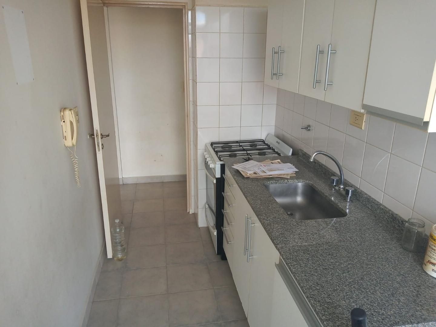 VENTA DE DEPARTAMENTO EN La Boca - La Boca — foto 6