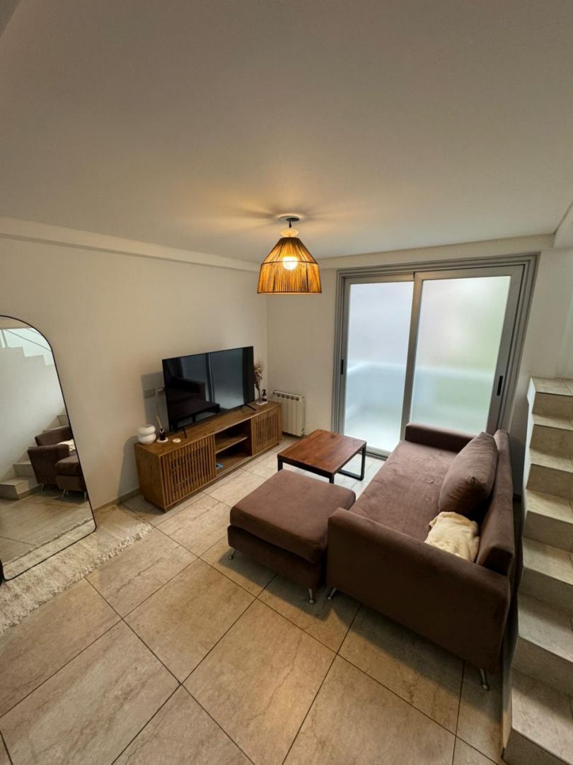 Departamento en JOSE MARIA MOREN 100