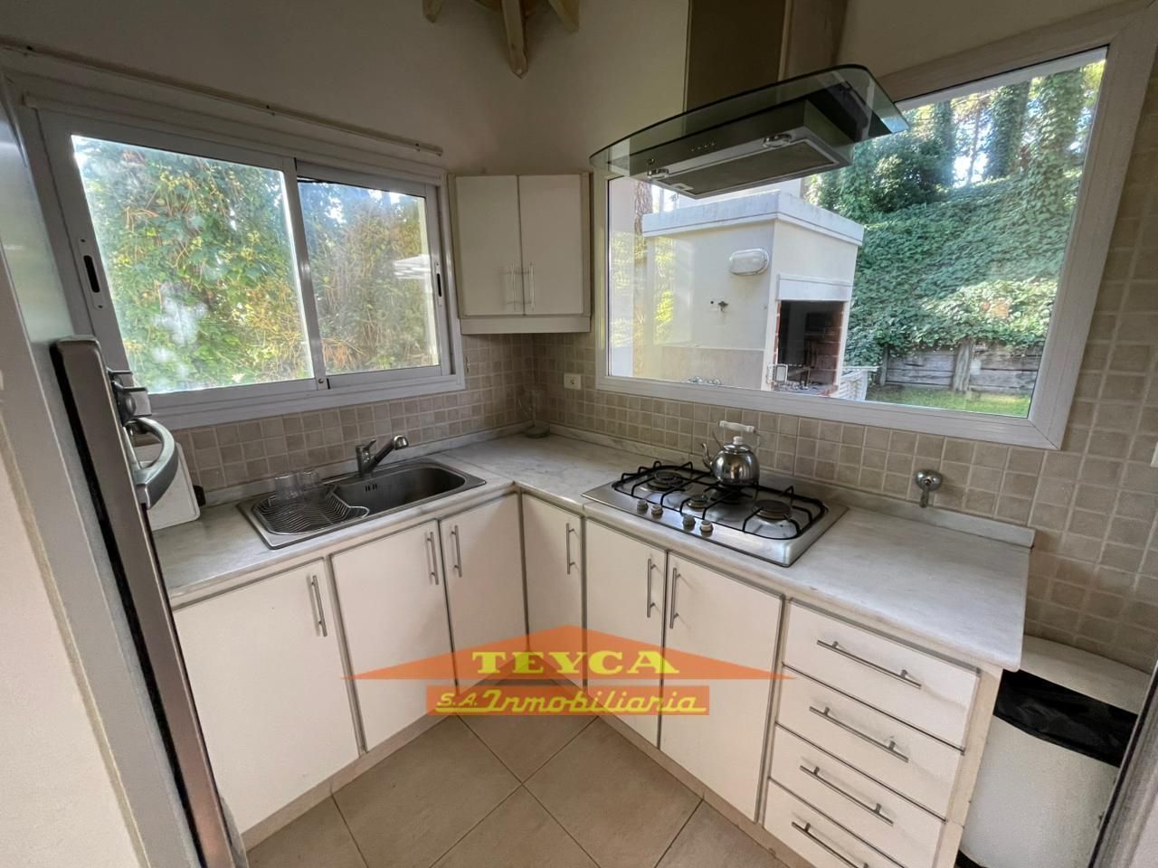 Casa en venta Lasalle 5 ambientes