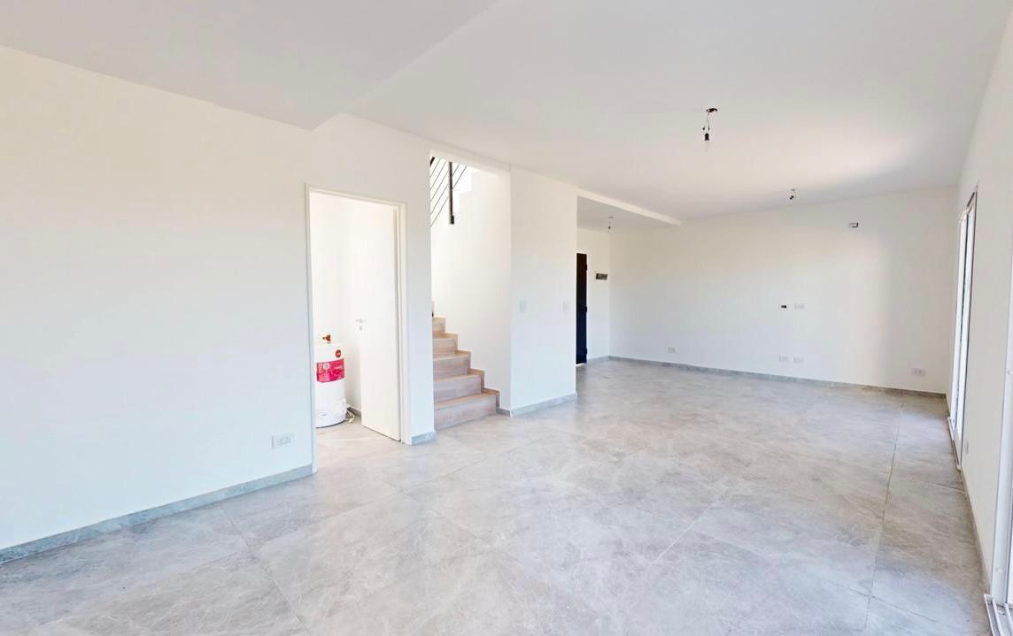 VENTA DE CASA EN Ezeiza - Laguna Azul - 16