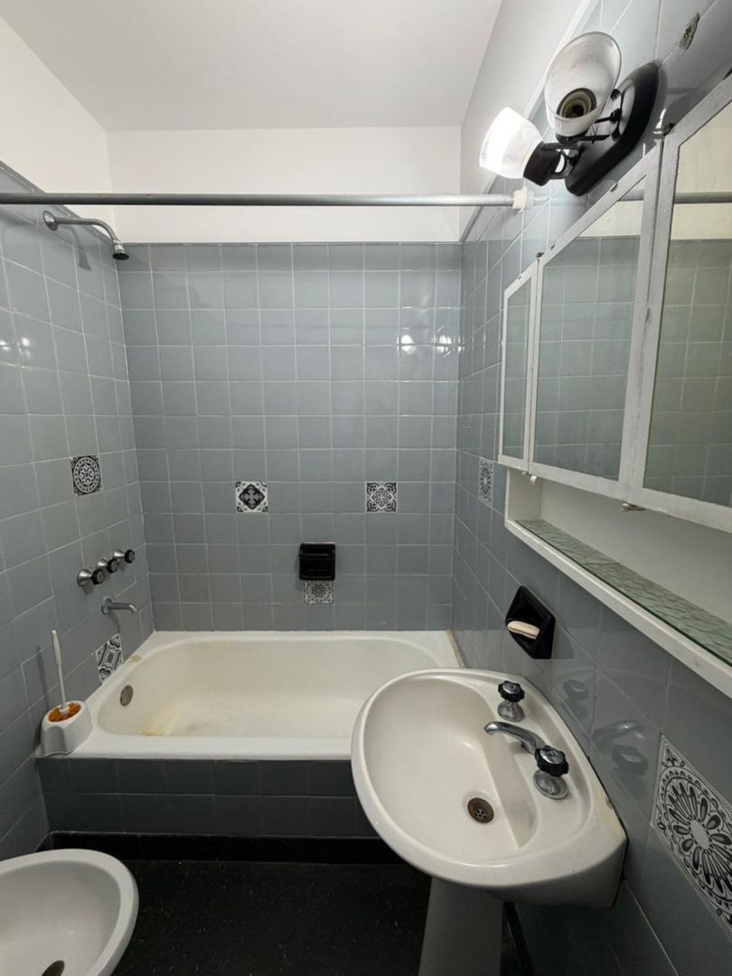 Departamento en Venta en Villa Pueyrredon, Capital Federal