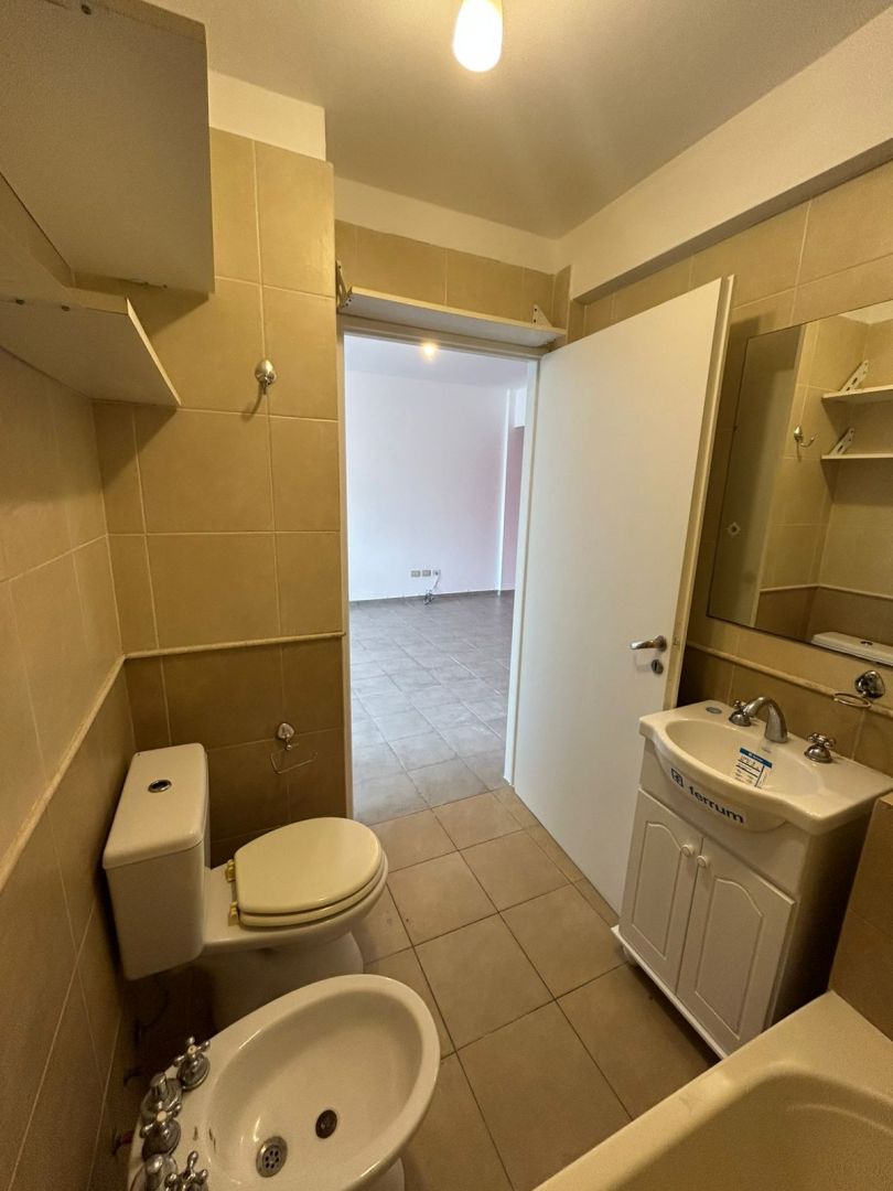 Departamento en Alquiler en Villa Pueyrredon, Capital Federal