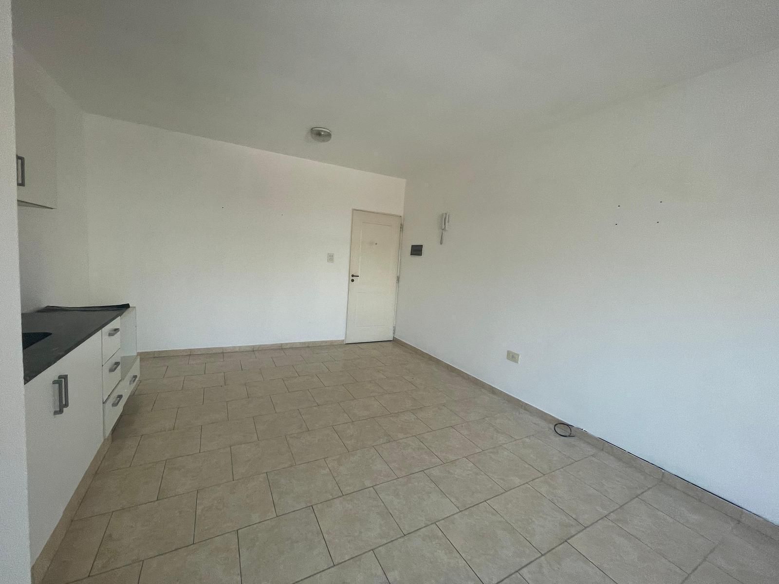 Departamento en Venta en Tres de Febrero, G.B.A. Zona Oeste