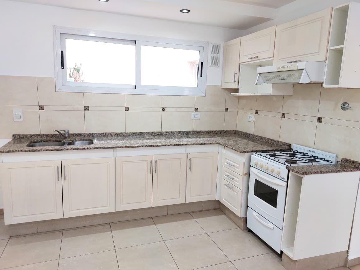 Departamento en Alquiler en Maipu, Mendoza