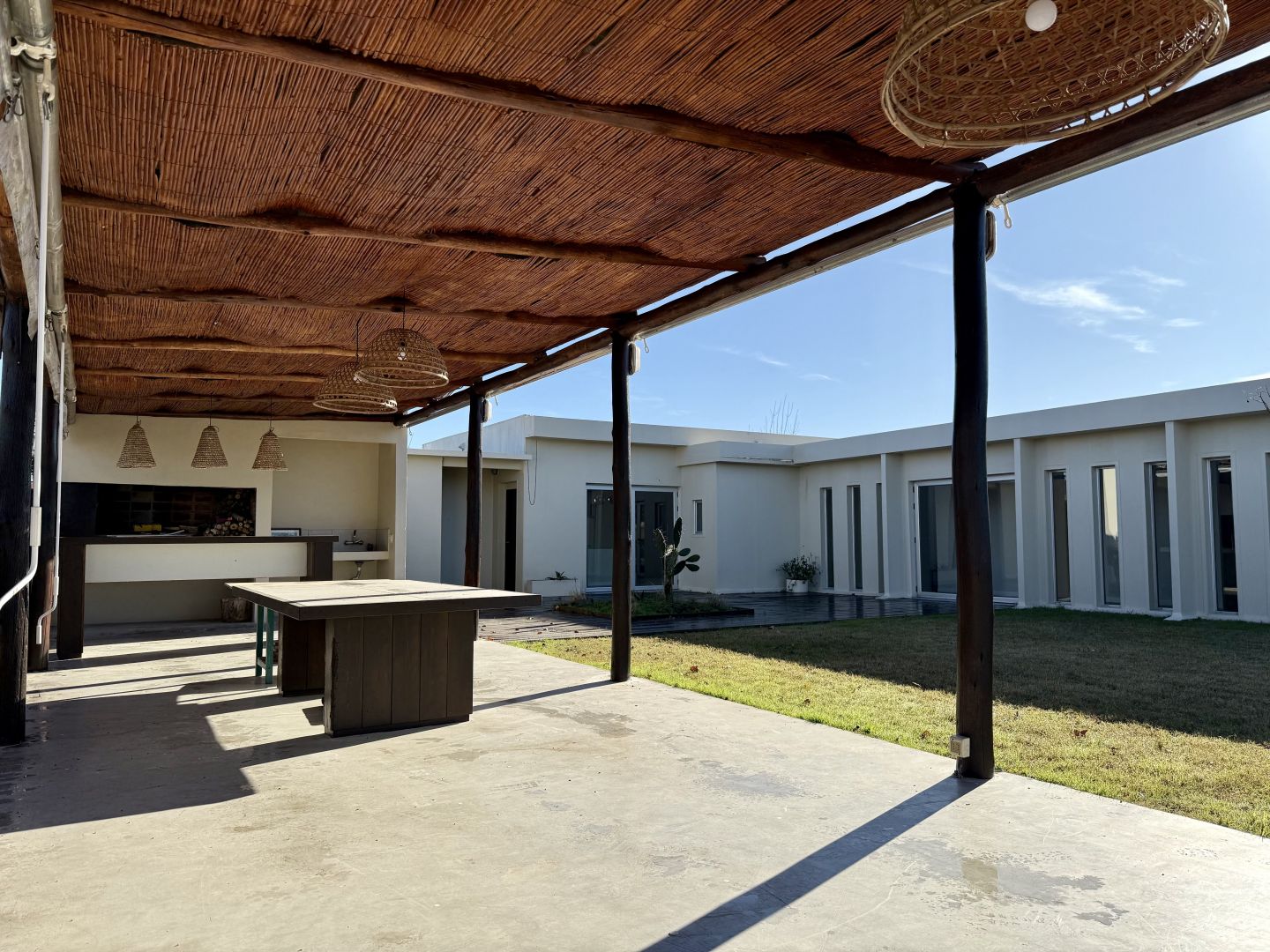 Casa EN VENTA Y ALQUILER