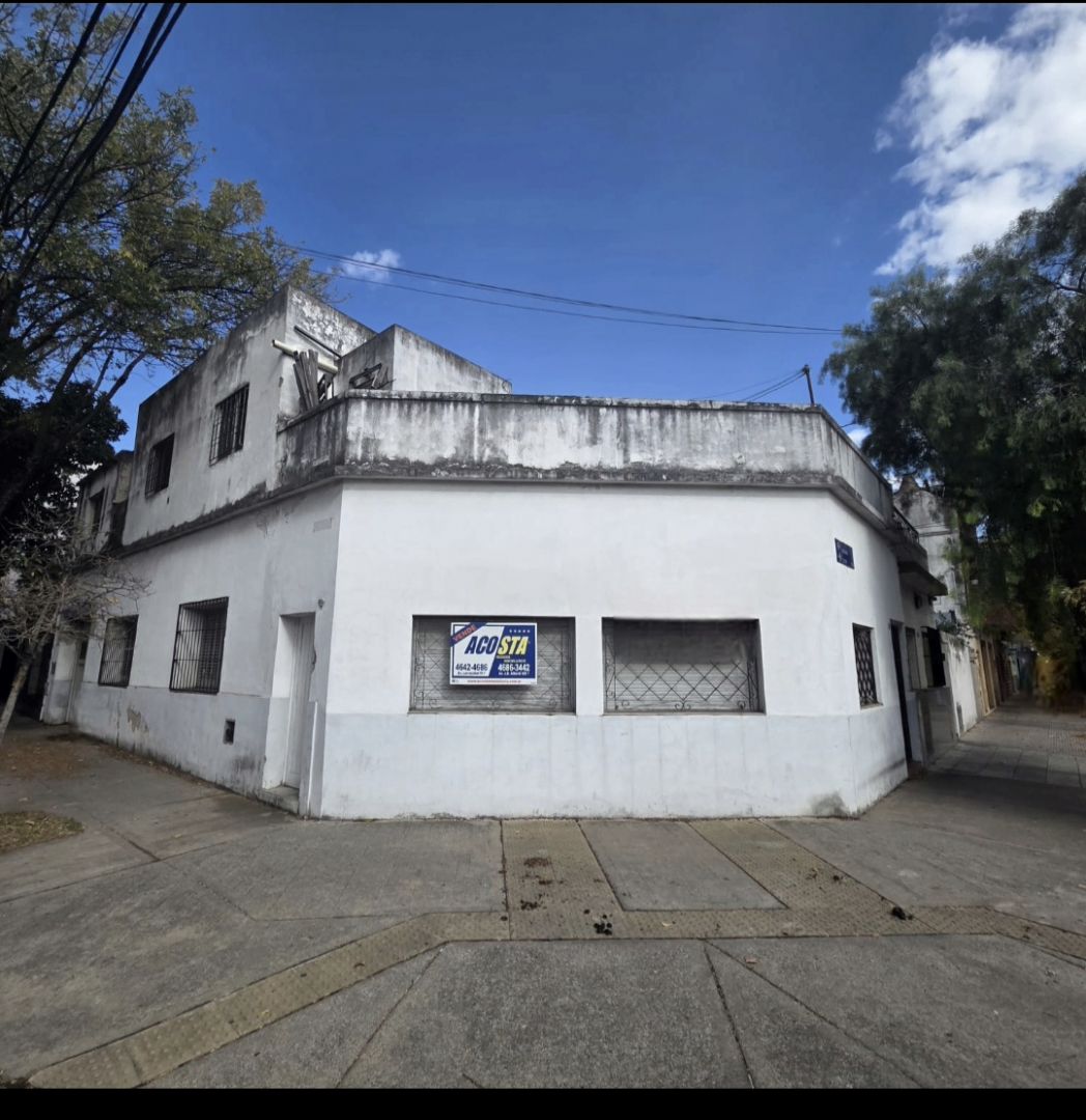 Casa en MONTE 7200