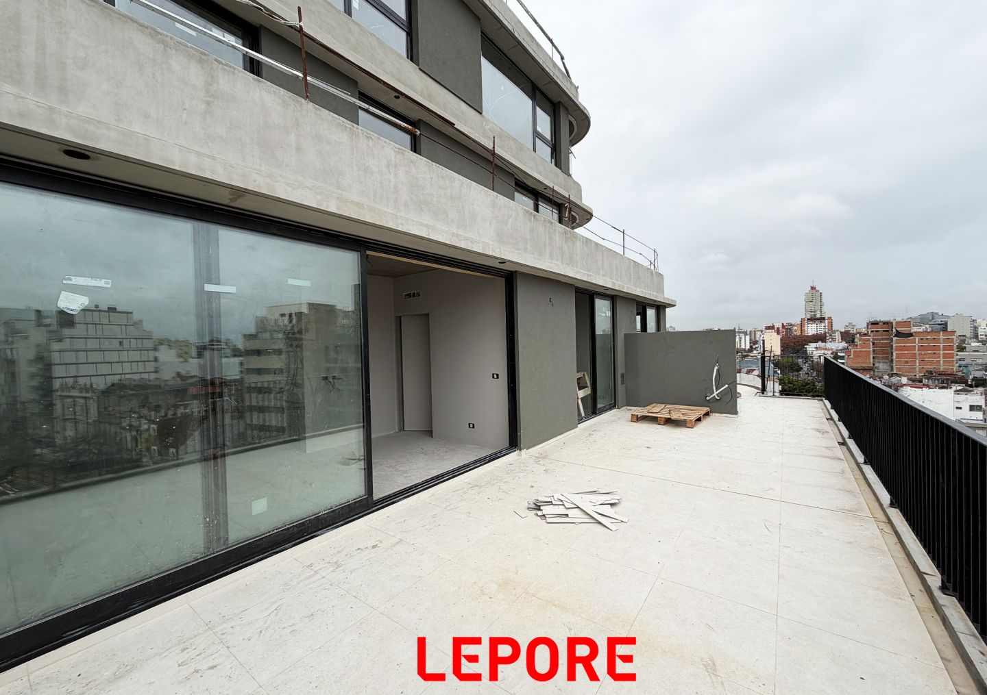 Departamento en AV. DORREGO 1500