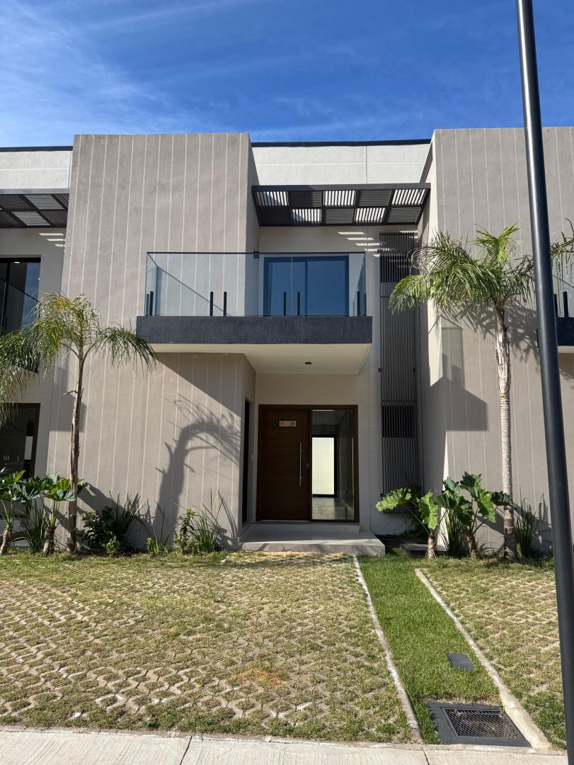 Casa en venta Mbachio 3 ambientes