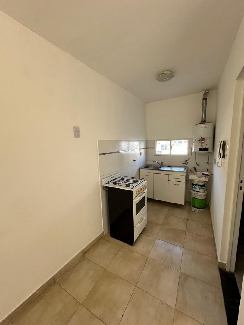 ALQUILER DE DEPARTAMENTO EN San Miguel de Tucumán - Barrio: El Bosque - 8
