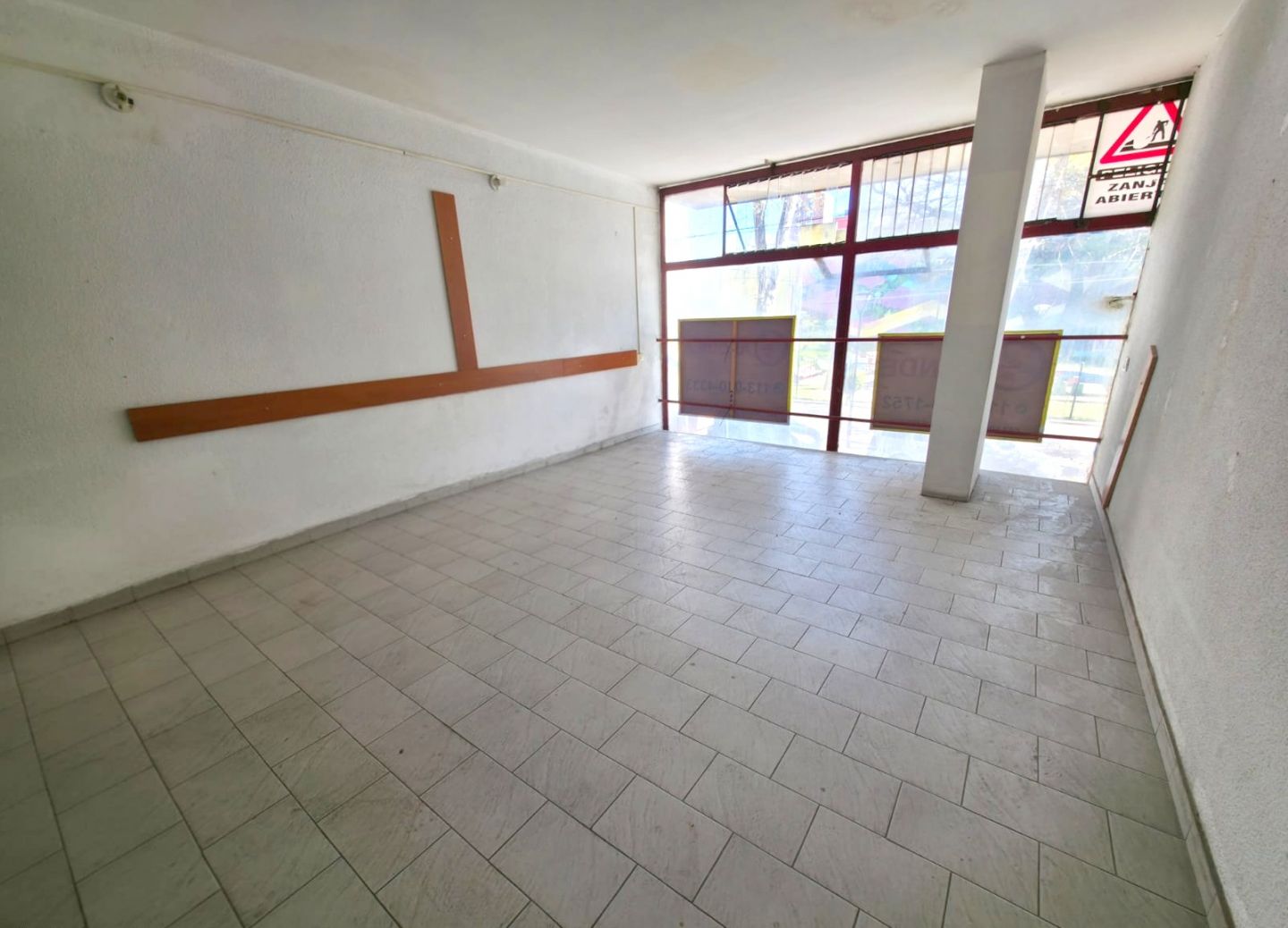 Local Comercial en Alquiler en General San Martin, G.B.A. Zona Norte