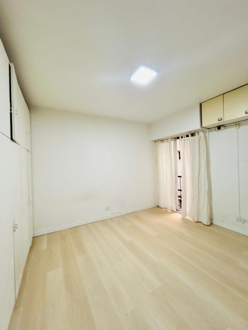 Departamento en Aguilar 2400
