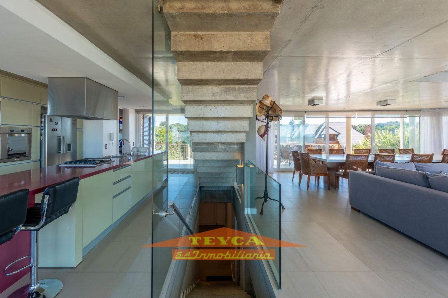 Casa en venta  6 ambientes