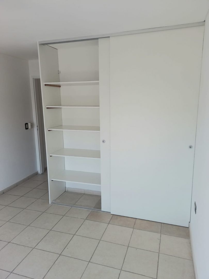 Departamento en Venta en Moron, G.B.A. Zona Oeste