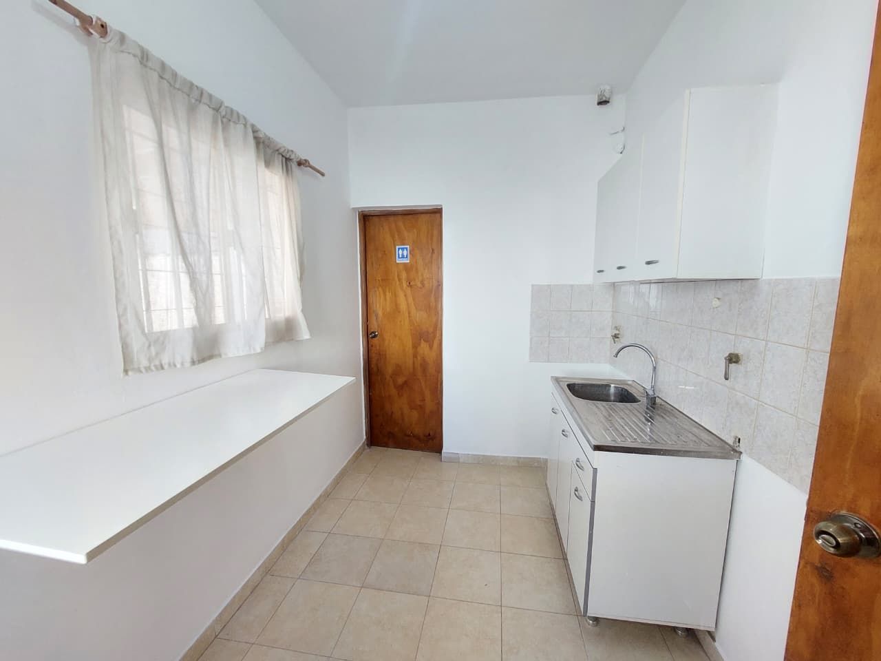 Oficina en Alquiler en Maipu, Mendoza - $ 800.000 | Inmoup - 9