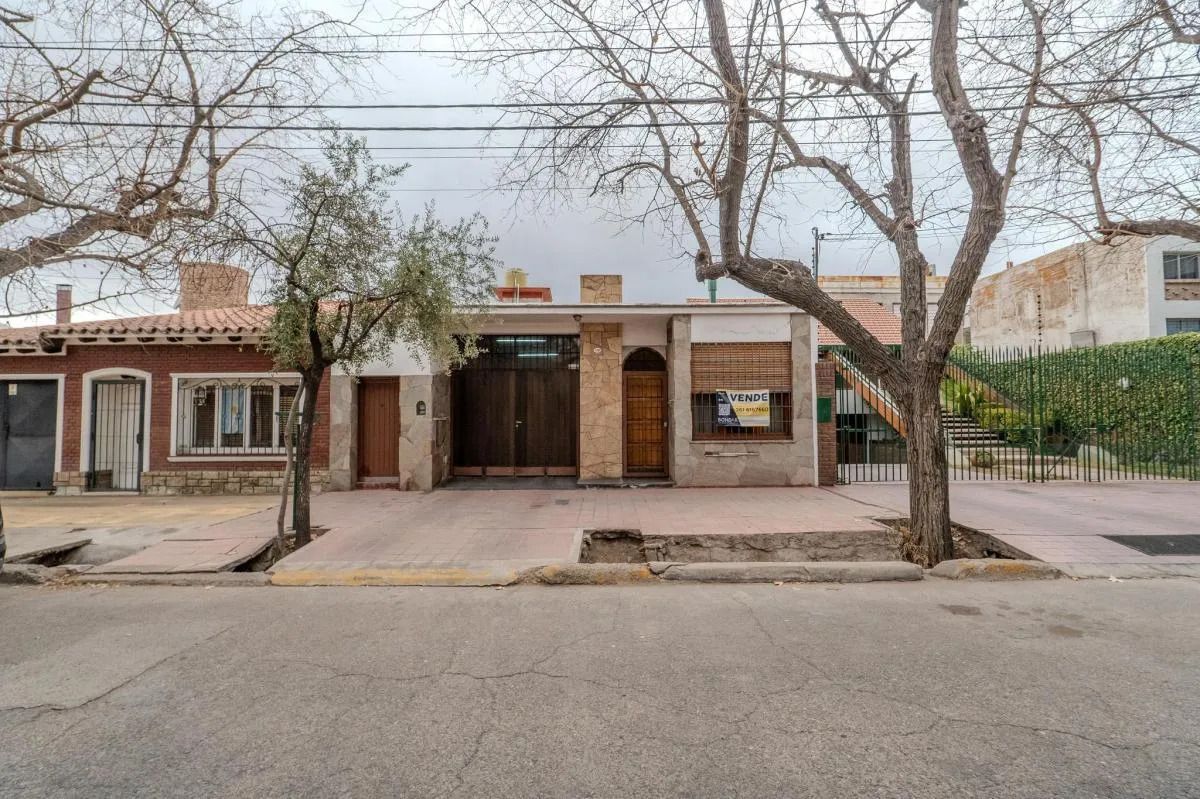 Casa en Venta en Capital, Mendoza