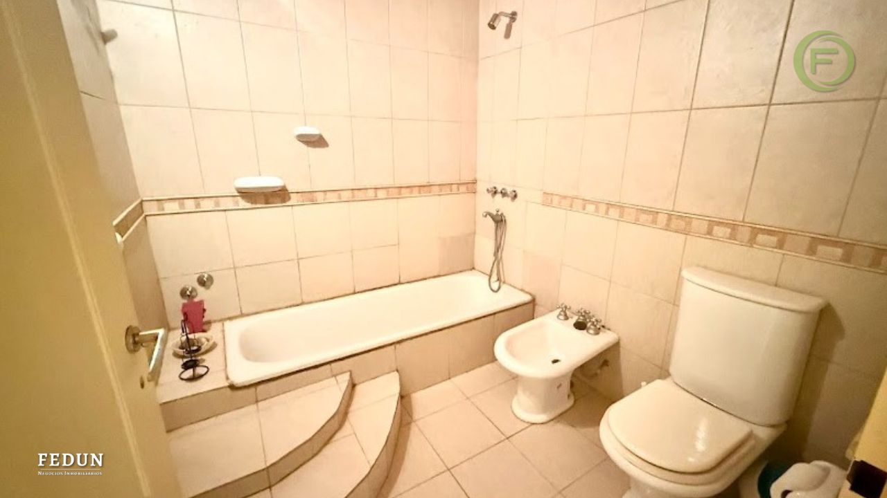 VENTA DE CASA EN Cipolletti - Mercantiles - 8
