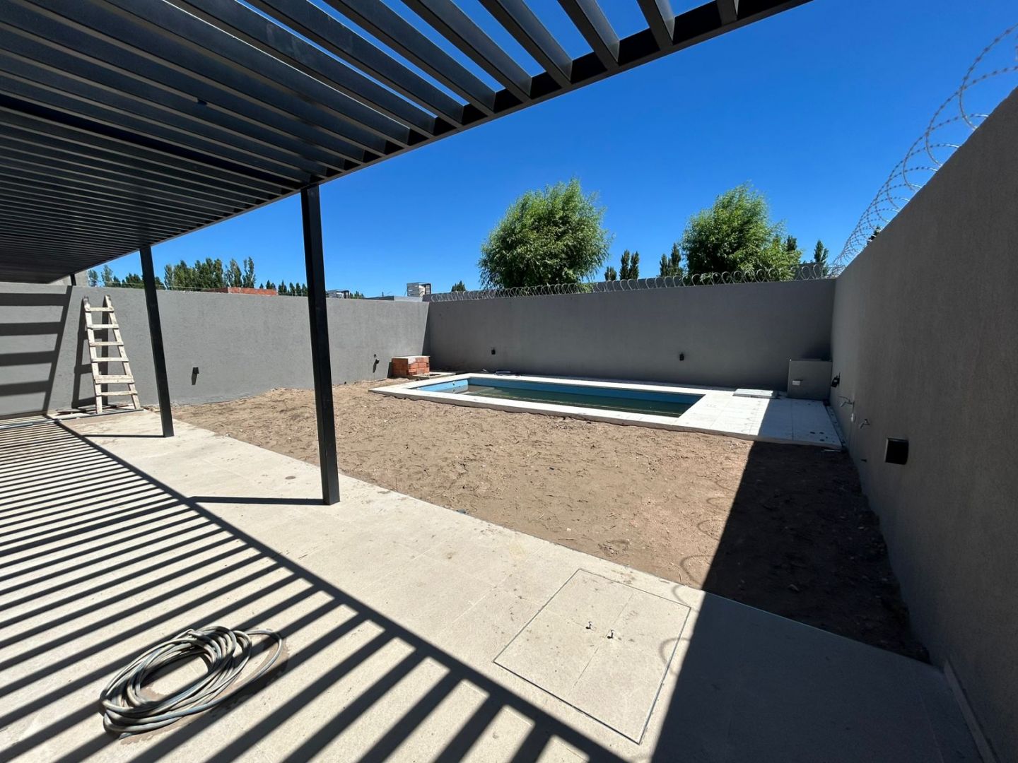 ALQUILER DE CASA EN Neuquén - Barrio Parque de Talero - 6
