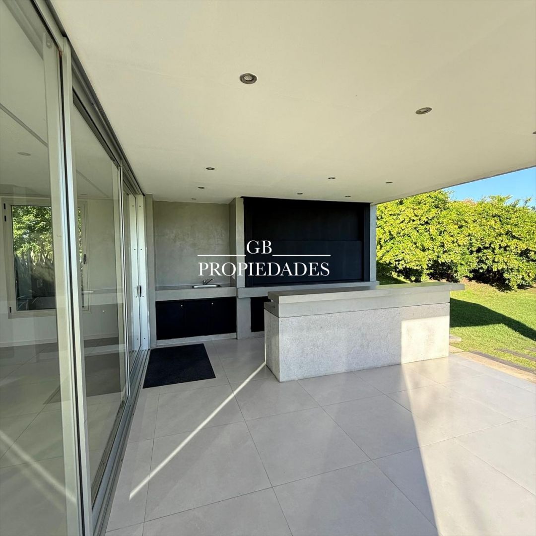 VENTA DE CASA EN Pilar - Ayres Plaza - 47