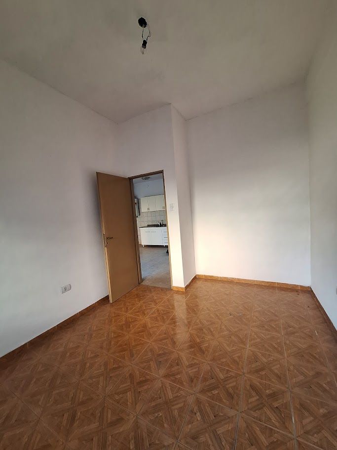 Departamento en Alquiler en Tres de Febrero, G.B.A. Zona Oeste