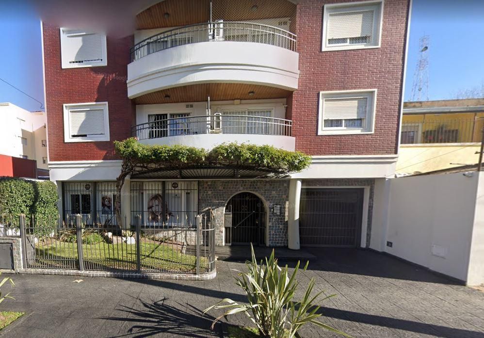 Departamento en FLORIO 3200