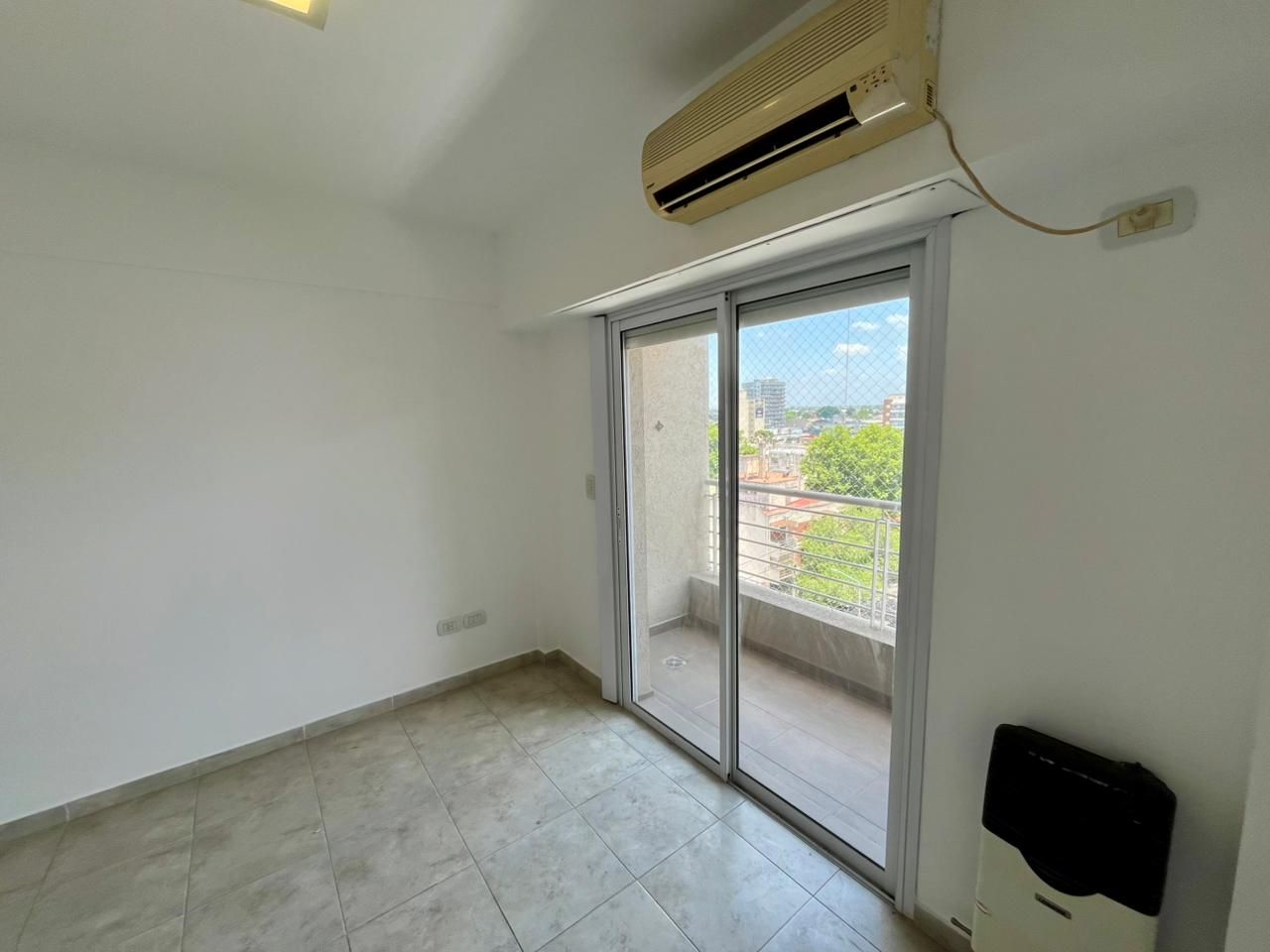 ALQUILER DE DEPARTAMENTO EN Tres de Febrero - Caseros - 13