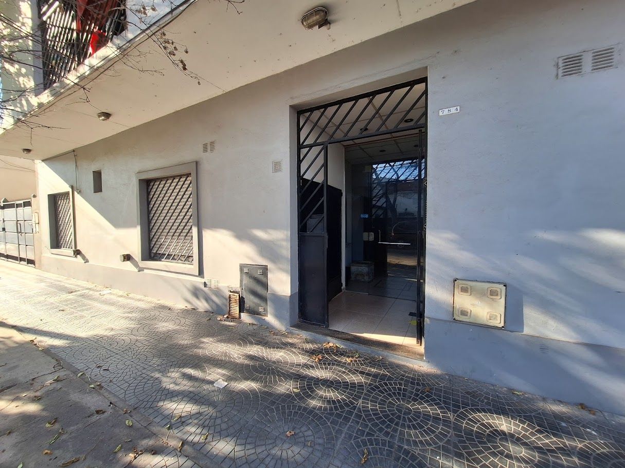 Departamento en Alquiler en Tres de Febrero, G.B.A. Zona Oeste