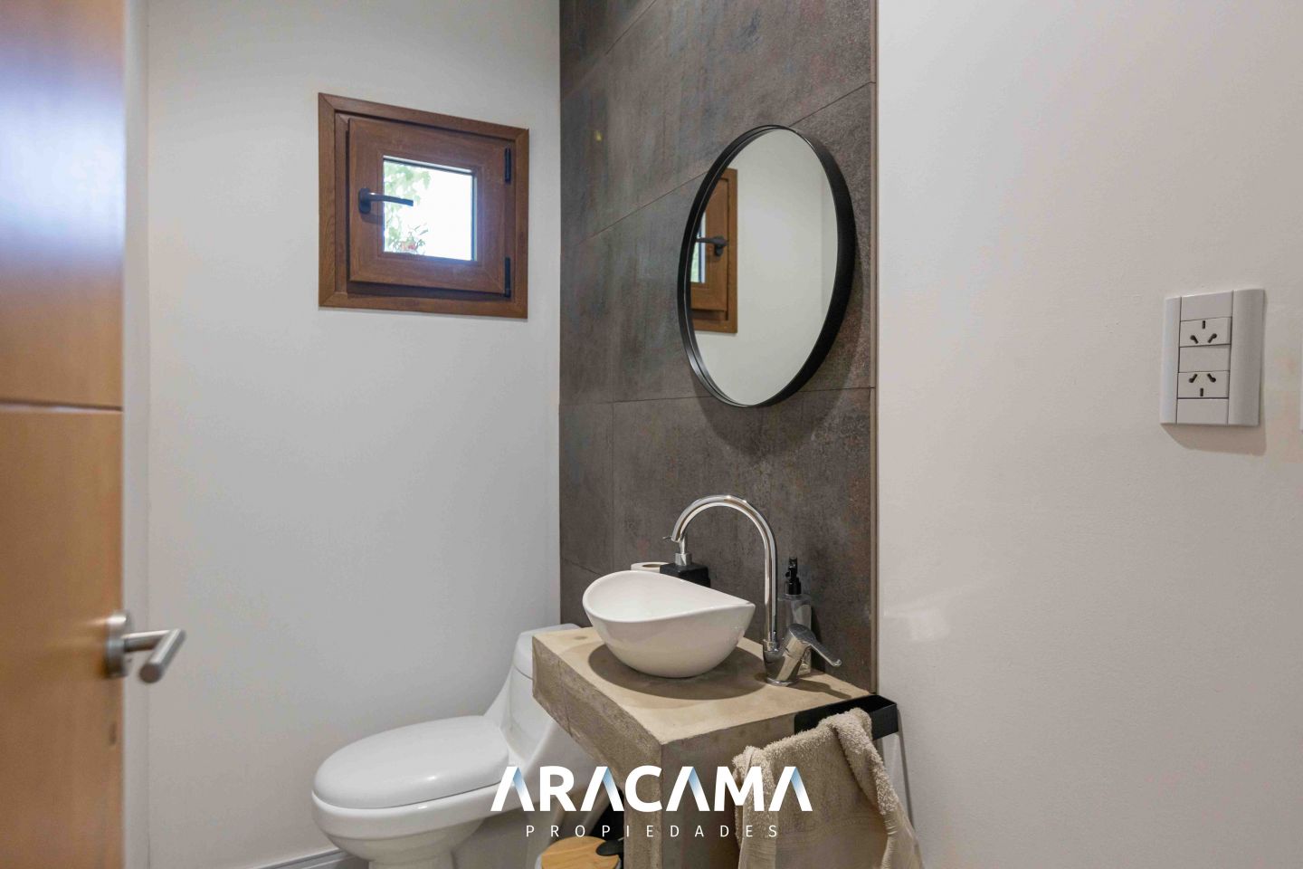 VENTA DE CASA EN Presidente Perón - Horizontes al sur - 34