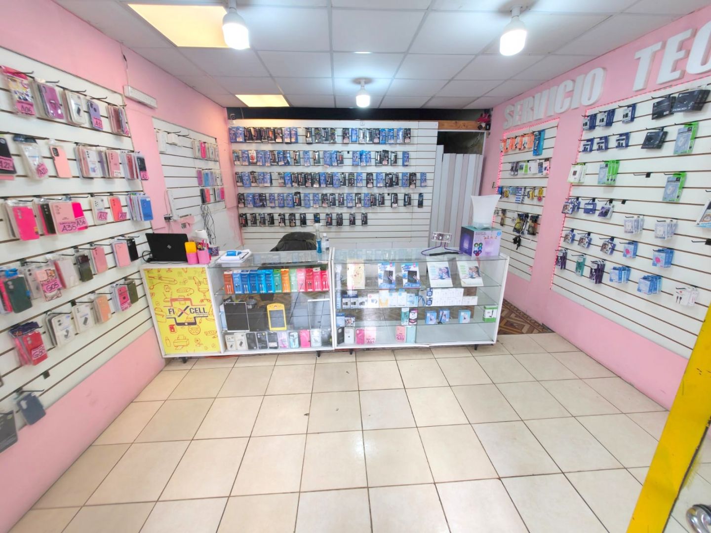 Local Comercial en Alquiler en General San Martin, G.B.A. Zona Norte