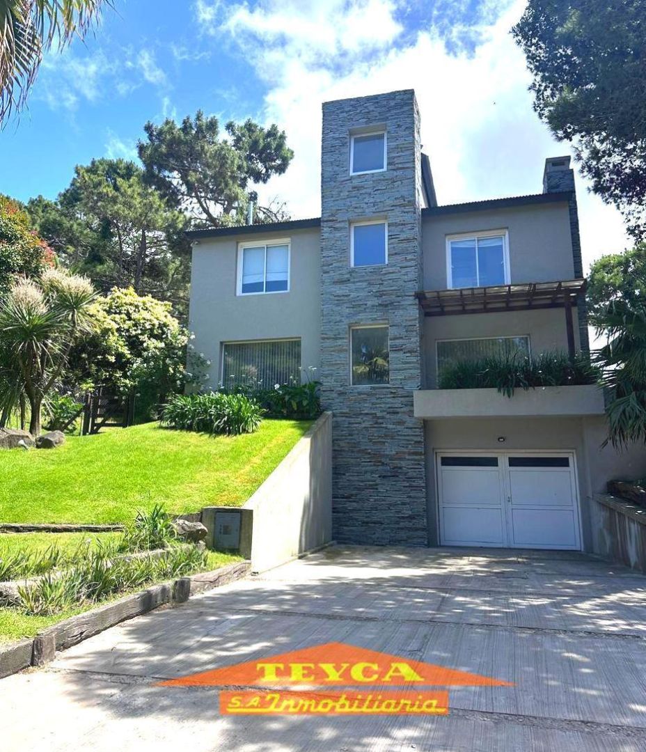 Casa en venta Golf Nuevo 5 ambientes