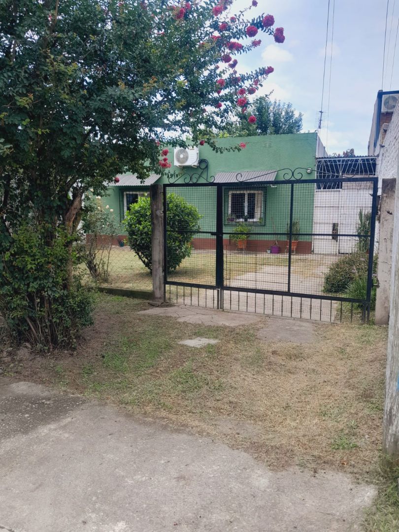 VENTA DE CASA EN Villa Carmela - Islas Malvinas - 1
