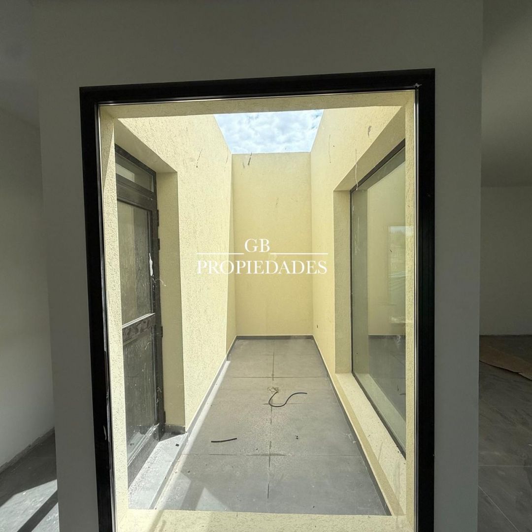 VENTA DE CASA EN Pilar - Santa Sofia - 14