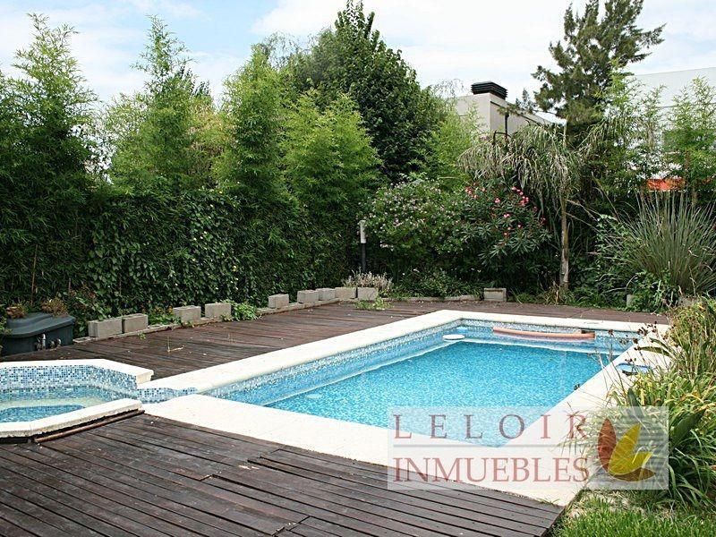 Casa en Venta en Ituzaingo, G.B.A. Zona Oeste