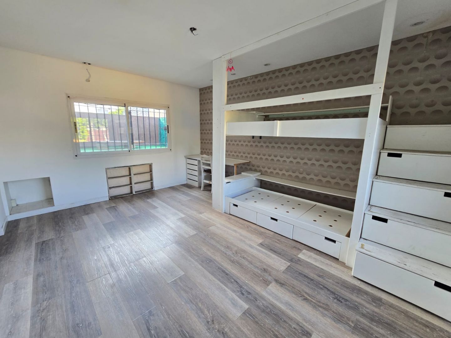 VENTA DE CASA EN CASEROS - Caseros - 34