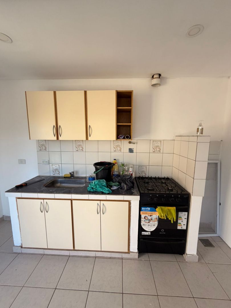 Casa en Alquiler en Fernandez Oro, Rio Negro