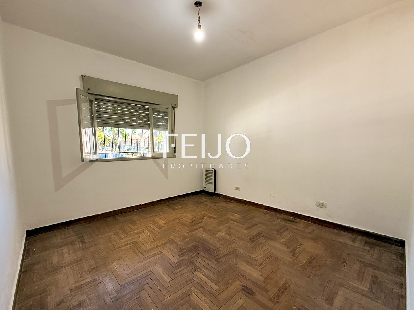 ALQUILER DE CASA EN Florencio Varela - 11
