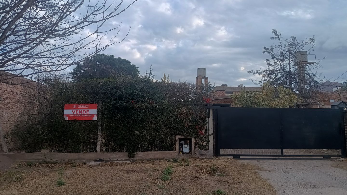 VENTA DE CASA EN Juana Koslay - 2