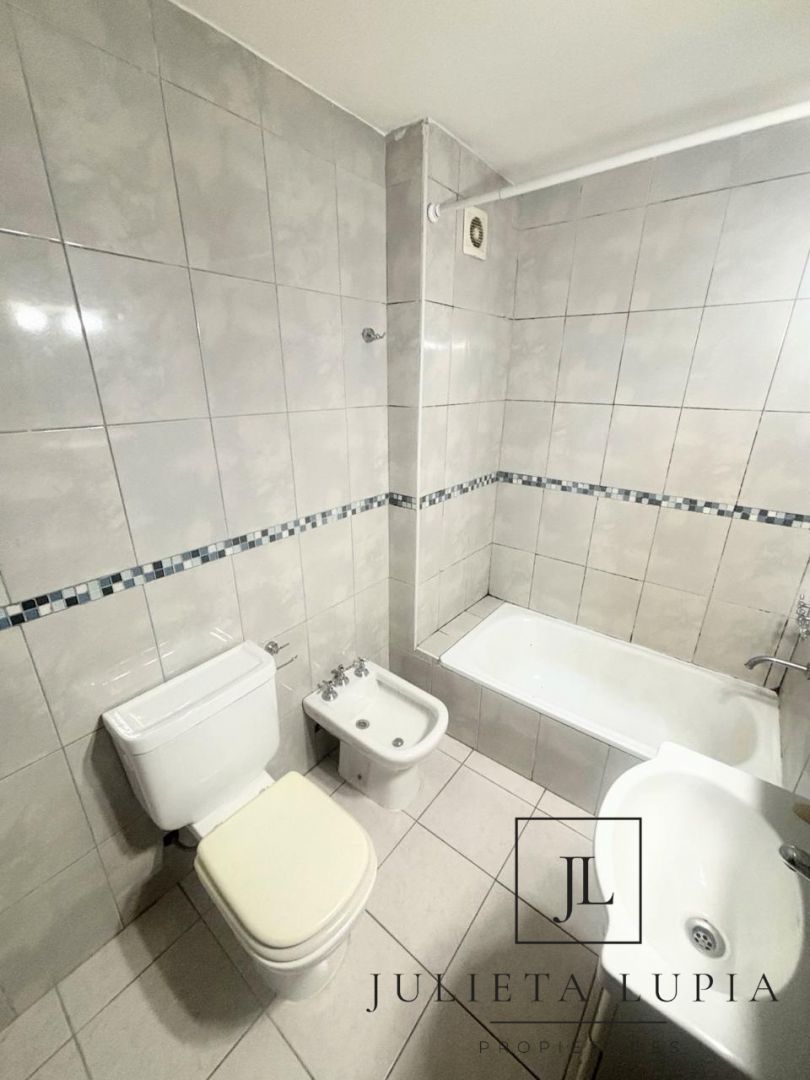 Departamento en Venta en Tres de Febrero, G.B.A. Zona Oeste