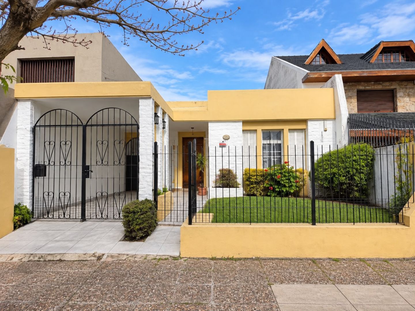 Casa en Lavalle 100