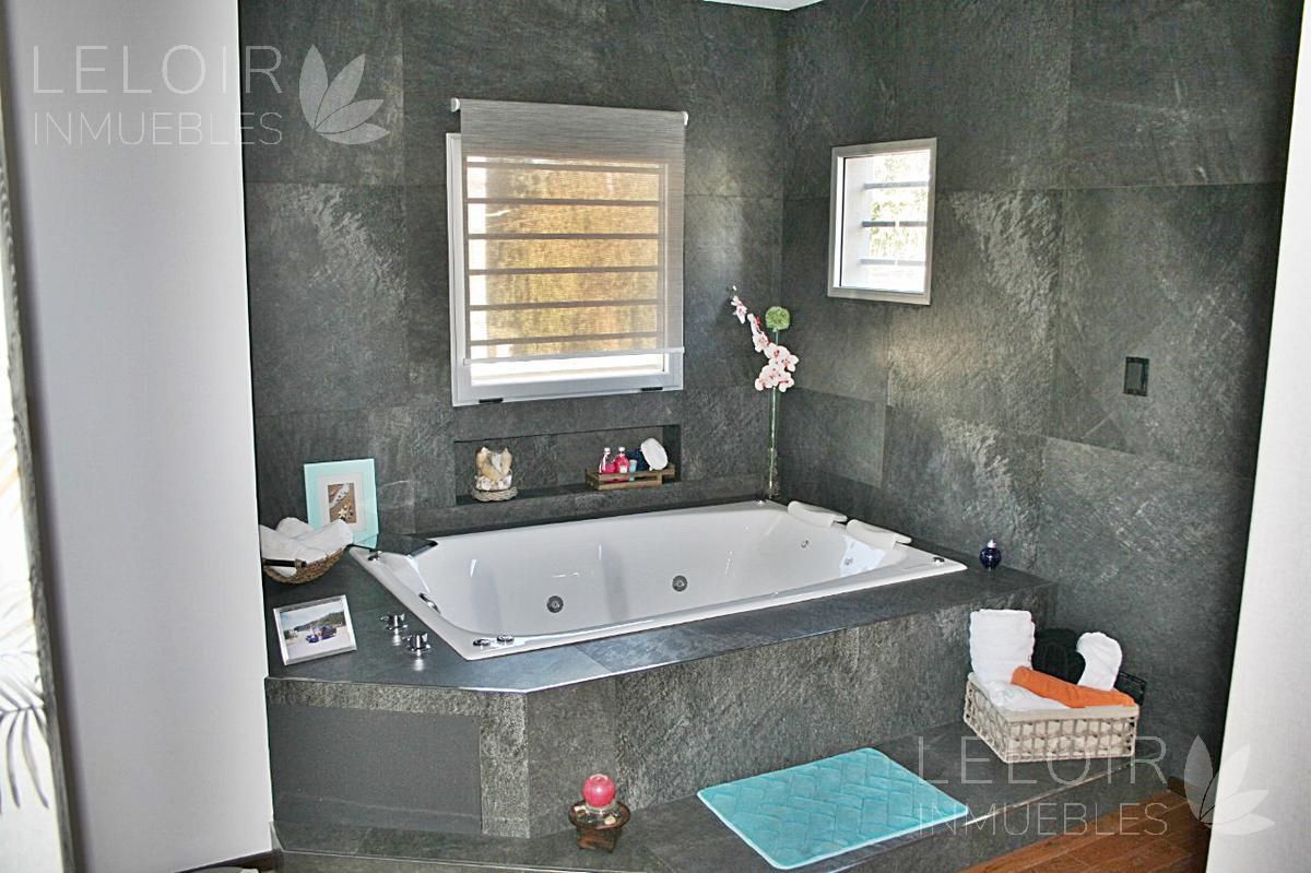 Casa en Venta en Ituzaingo, G.B.A. Zona Oeste