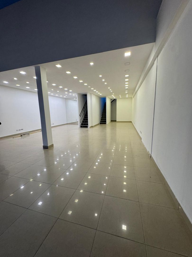 Local Comercial en LAINEZ 209/200