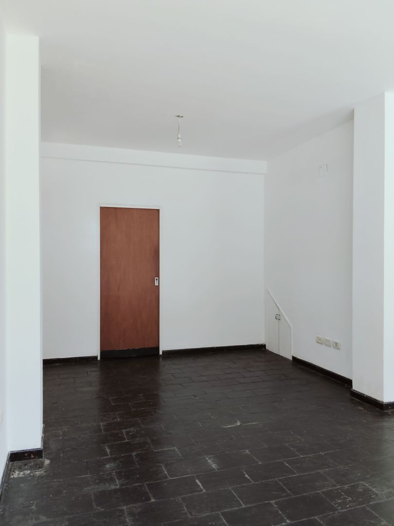 En alquiler céntrico local apto para oficinas o comercio — foto 6