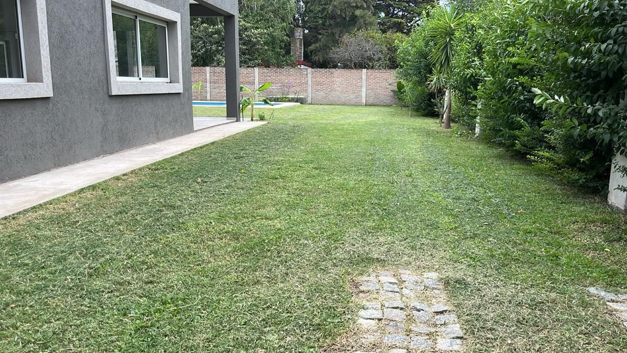 ALQUILER DE CASA EN Pilar - 3