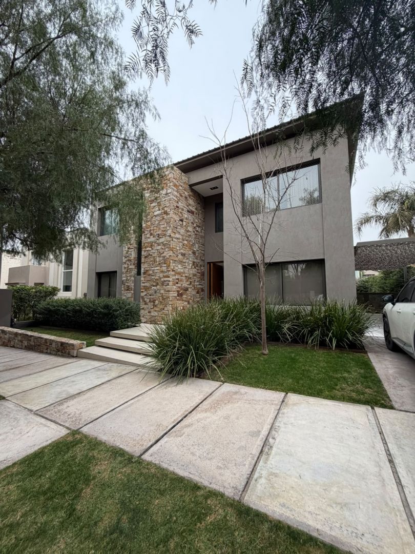 Casa en Venta en Capital, Mendoza
