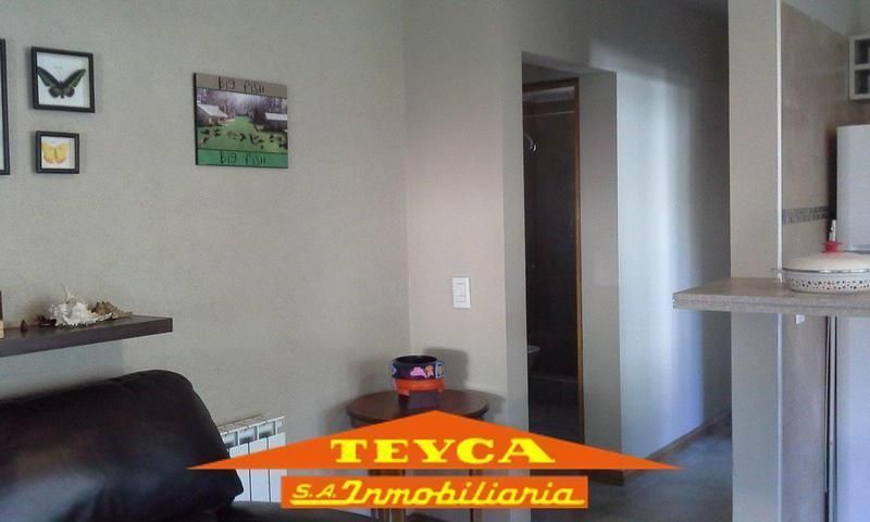 Casa en venta Caril&oacute; 8 ambientes