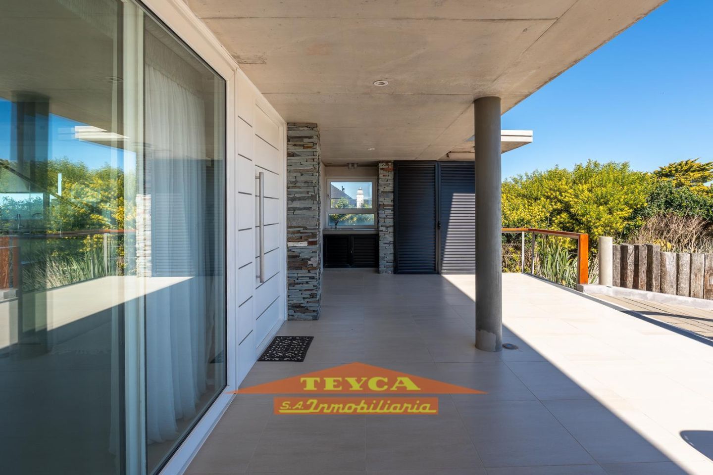 Casa en venta  6 ambientes