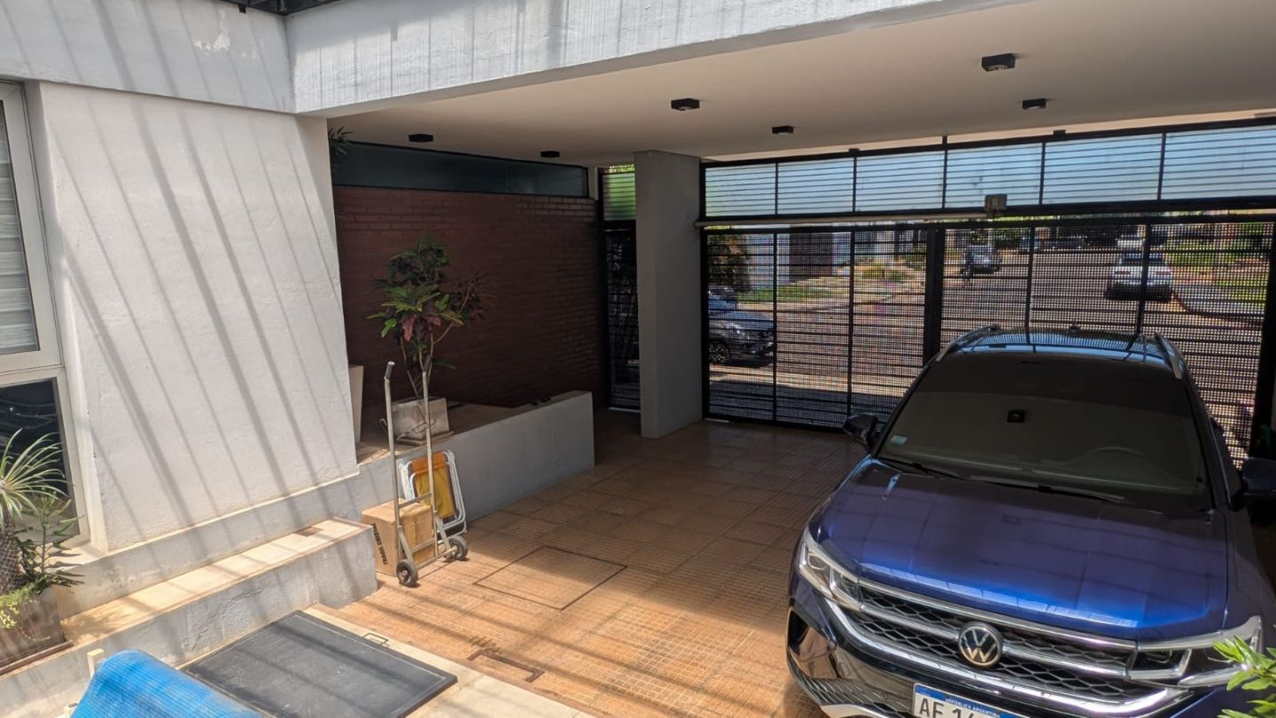 Casa en venta Los Jilgueros 5 ambientes