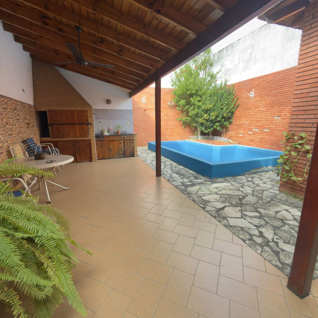 Casa en JORGE NEWBERY 4400
