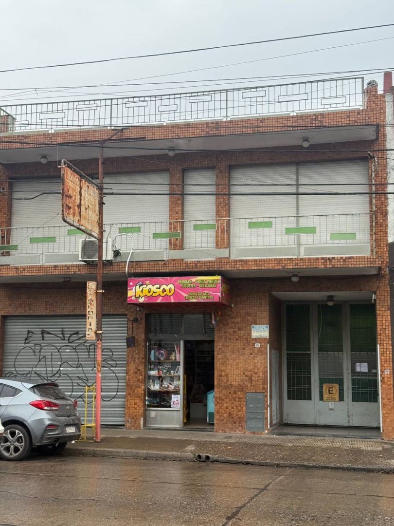 Local Comercial en Boulevard buenos 100