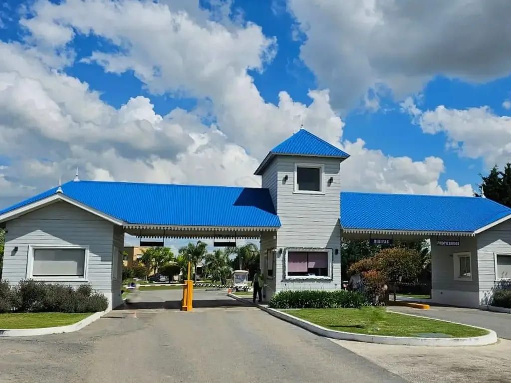 VENTA DE LOTE EN Ezeiza - Laguna Azul - 1